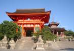 hram Kijomizu, Kjoto, Japan.jpg