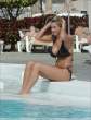 paparazzi_gemma_atkinson_06032705.jpg