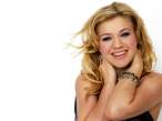 Kelly-Clarkson-43.JPG
