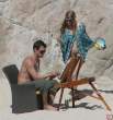 Fergie-and-Josh-Duhamel-in-mexico-beach-2.jpg