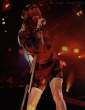 axl-live3.jpg