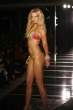 20080625-karolina_kurkova_fat_model_ass_01.jpg