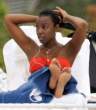kelly-rowland-bikini-4218-4.jpg