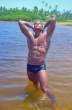 swim987002a.jpg