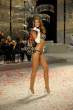 Izabel_Goulart-2008_Victorias_Secret_Fashion_Show_Runway-04_122_558lo (Large).jpg