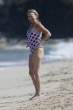 goldie_hawn_swimsuit_5_big.jpg