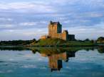 Dunguaire_Castle_Kinvara_County_Clare_Ireland_1024.jpg