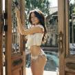Sarah_Shahi_09.jpg