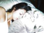 adrianne_curry_bed_lie_4.jpg