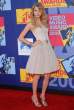 Taylor-Swift-Awards-Show_02-430x633.jpg