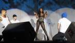 MCFan_for_celeblounge02-12-2010 00-00_34.jpg