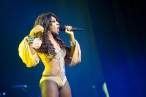 MCFan_for_celeblounge19-01-2011 00-00_14.jpg