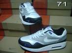 71.AIR MAX Wind Runner Leather beli-crni sivi beli znak.jpg