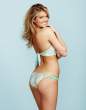 tduid300003_KateUptonBeachBunnySwimwear2011_07_Fotovip.jpg