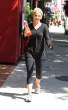julianne_hough_leggins_2.jpg