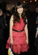 ZooeyDeschanel_fox_upfront_046.jpg