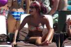 amy-childs-camel-toe-bikini-spain-04-480x320.jpg