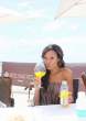 907919570_SelitaEbanksVitaminWaterLunch2_122_37lo.jpg