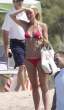 gwyneth-paltrow-bikini-italy-11-469x800.jpg