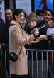 99115_CobieSmuldersLateShowWithDavidLettermanFEB_21_2011HQx255_123_584lo.jpg