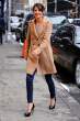 99186_CobieSmuldersLateShowWithDavidLettermanFEB_21_2011HQx2510_123_588lo.jpg