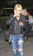 Mena_Suvari_arriving_at_LAX-08.jpg