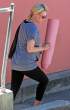 JanuaryJones2011_08_25_atayogaclassinLosFeliz14.jpg
