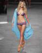 jennifer_hawkins_bikini_goddess.jpg