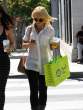 MenaSuvari2011_08_30_shoppingwithafriendinBeverlyHills7.JPG