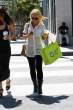 MenaSuvari2011_08_30_shoppingwithafriendinBeverlyHills8.JPG