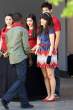 Zooey_Deschanel_LosFelizSept122011_001_122_260lo.jpg