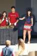 Zooey_Deschanel_LosFelizSept122011_001_122_265lo.jpg