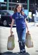 74068_by_mah0ne_Ellen_Page_Out_Shopping_In_Los_Angeles_01.07.10_013_122_205lo.jpg