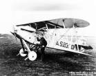 Russell Maughan ispred 1.prototipa Curtiss XPW-8 (sn.23-1201.jpg