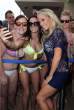 kendra_wilkinson_lol_bikini_2.jpg
