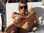 rita-rusic-gray-patterned-bikini-in-miami-beach-08-580x435.jpg