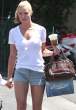 jaime_pressly_short_shorts_kid.jpg