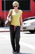 sophie_monk_yellow_baggy_6.jpg