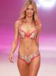 jennifer_hawkins_bikini_runway_t.jpg