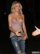 brandi-glanville-cleavage-outside-of-staple-center-09-435x580.jpg