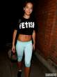 rita-ora-booty-in-yoga-pants-in-london-04-435x580.jpg