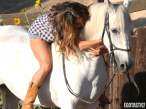 leilani-dowding-horseback-riding-in-santa-barbara-07-580x435.jpg