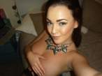 jodie-gasson-topless-selfies-in-lingerie-03-cr1380652541400-900x675.jpg