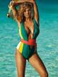 Kate-Upton-Sexy-Beach-Shoot-for-Vogue-UK-June-2014-06-cr1399658194773-435x580.jpg
