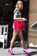 taylor-swift-at-a-photoshoot-in-west-village_5.jpg