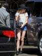 emma-roberts-out-and-about-in-beverly-hills_7.jpg