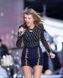 taylor-swift-performing-in-concert-at-good-morning-america-in-nyc_14.jpg