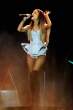 Ariana-Grande-10.jpg