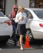 Reese Witherspoon picks up some drinks in Brentwood February 4-2015 003.jpg