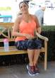 kelly-brook-heading-to-the-gym-in-la_13.jpg